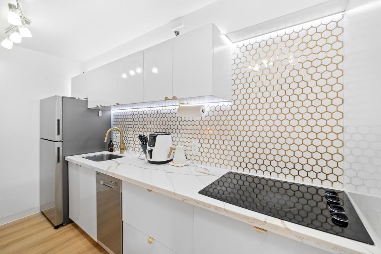 Huge Patio Washerdryer 1 Bedroom Banyan Free Parking 5 Min To Beach هونولولو المظهر الخارجي الصورة